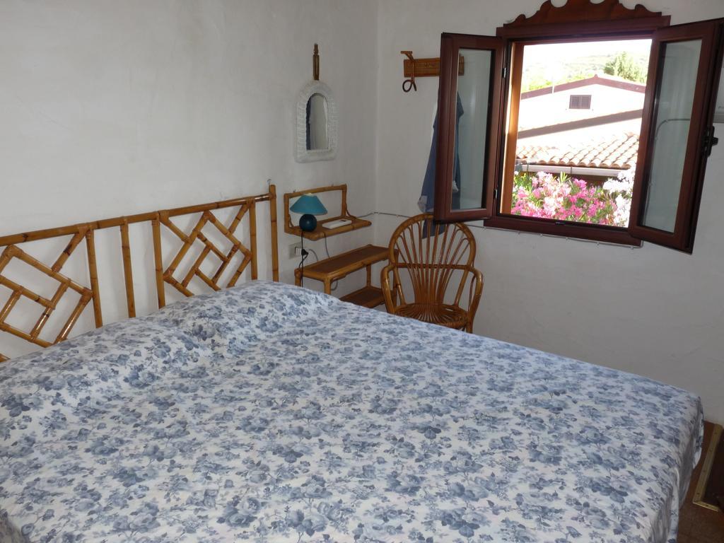 Ferienwohnung Monolocale San Teodoro Zimmer foto